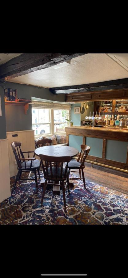The Red Lion Hotel Cricklade Exterior foto